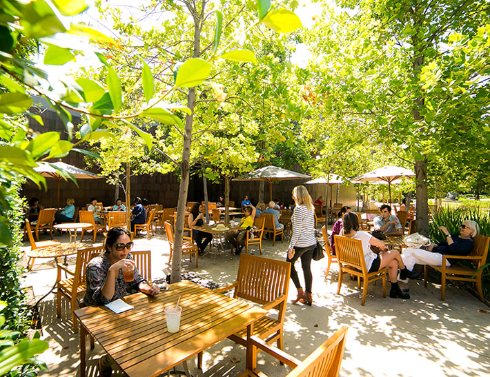 patio dining area