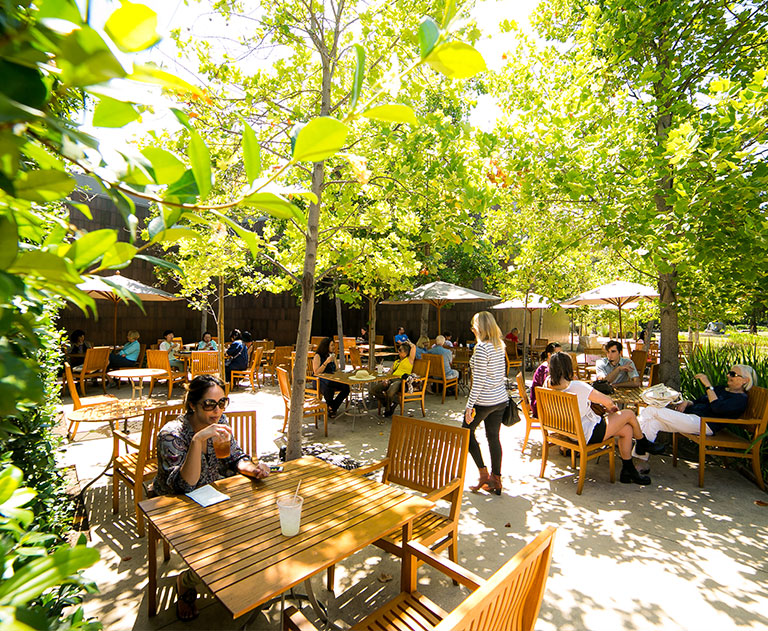 patio dining area